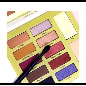 ❤️ Crystal Hearts ♥️ Eyeshadow palette.